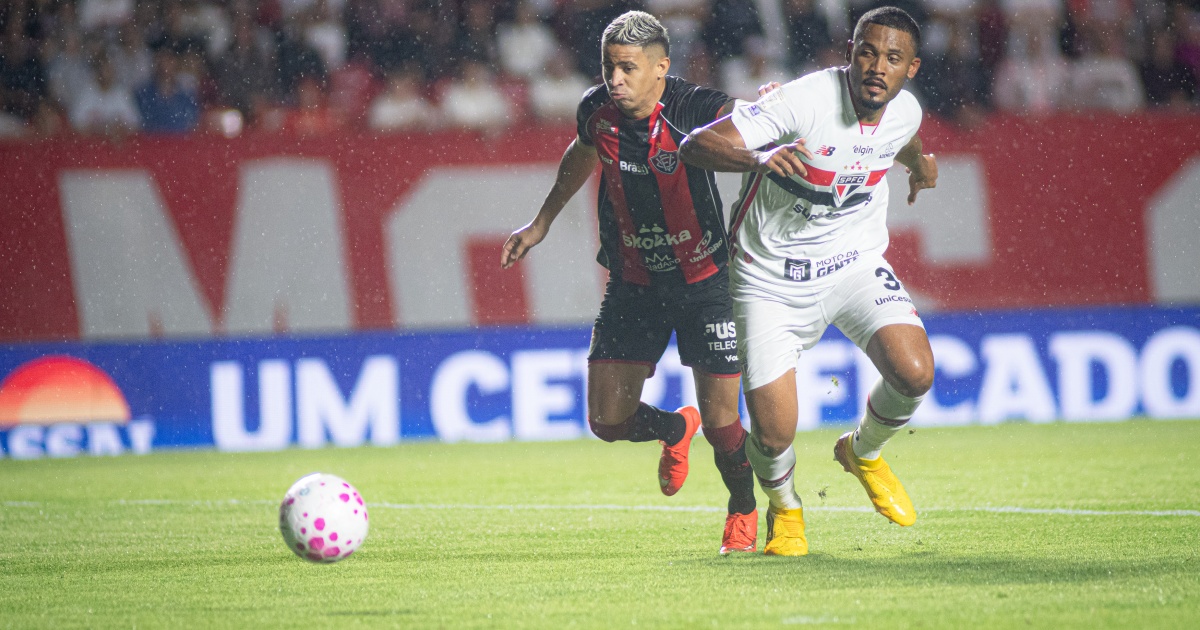 Vitória perde para o São Paulo e segue sem vencer fora de casa na Série A