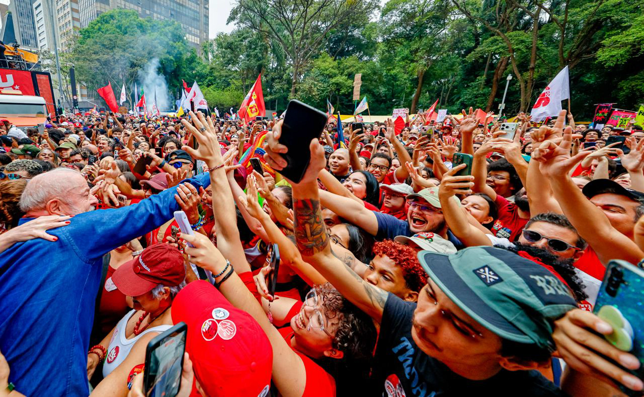 Campanha de Lula define três frentes para o segundo turno