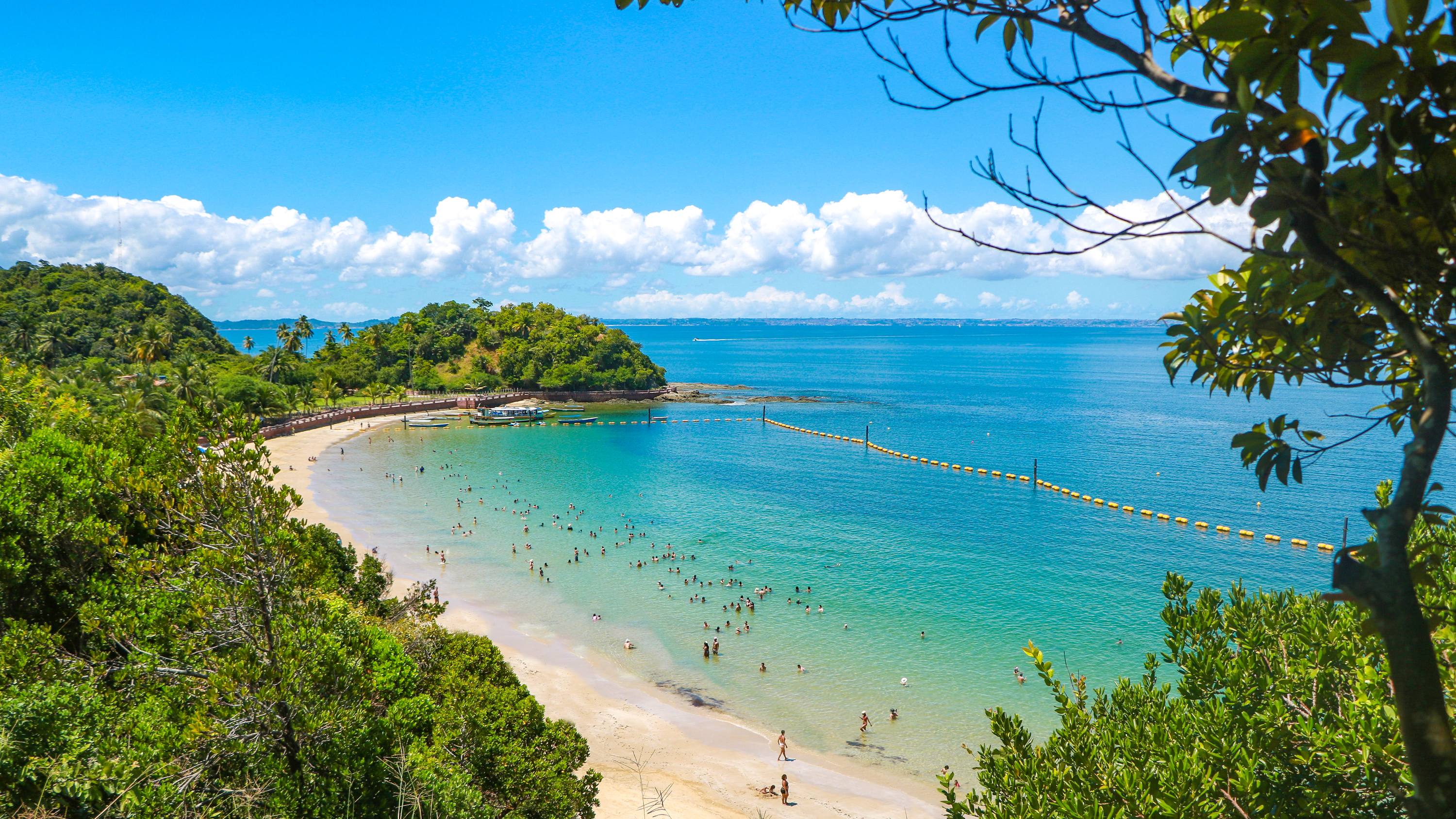 Bahia fica em terceiro lugar nacional em praias com selo Bandeira Azul